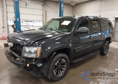 2013 Chevrolet Suburban 1500 Lt из США, поврежденный, VIN 1GNSKJE79DR189903